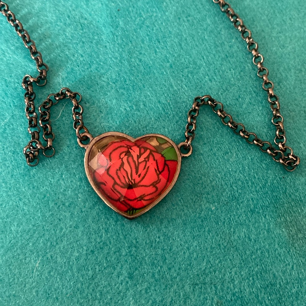 Rose heart necklace